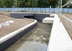 River Lea Diversion Power Court Luton
